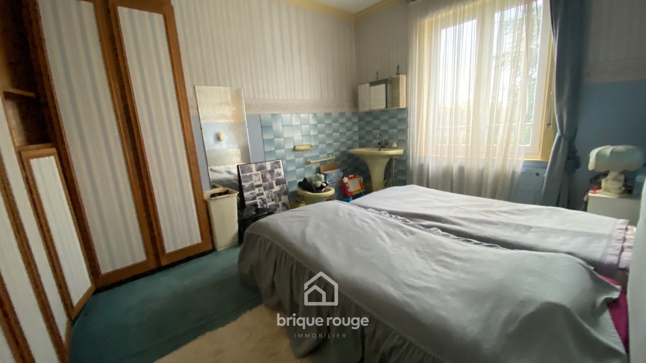 Maison bourgeoise individuelle a conforter Photo 5 - Brique Rouge Immobilier