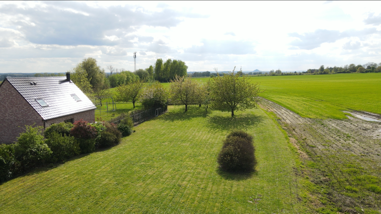 Moncheaux terrain en second rang vue campagne 1283m  Photo 6 - Brique Rouge Immobilier