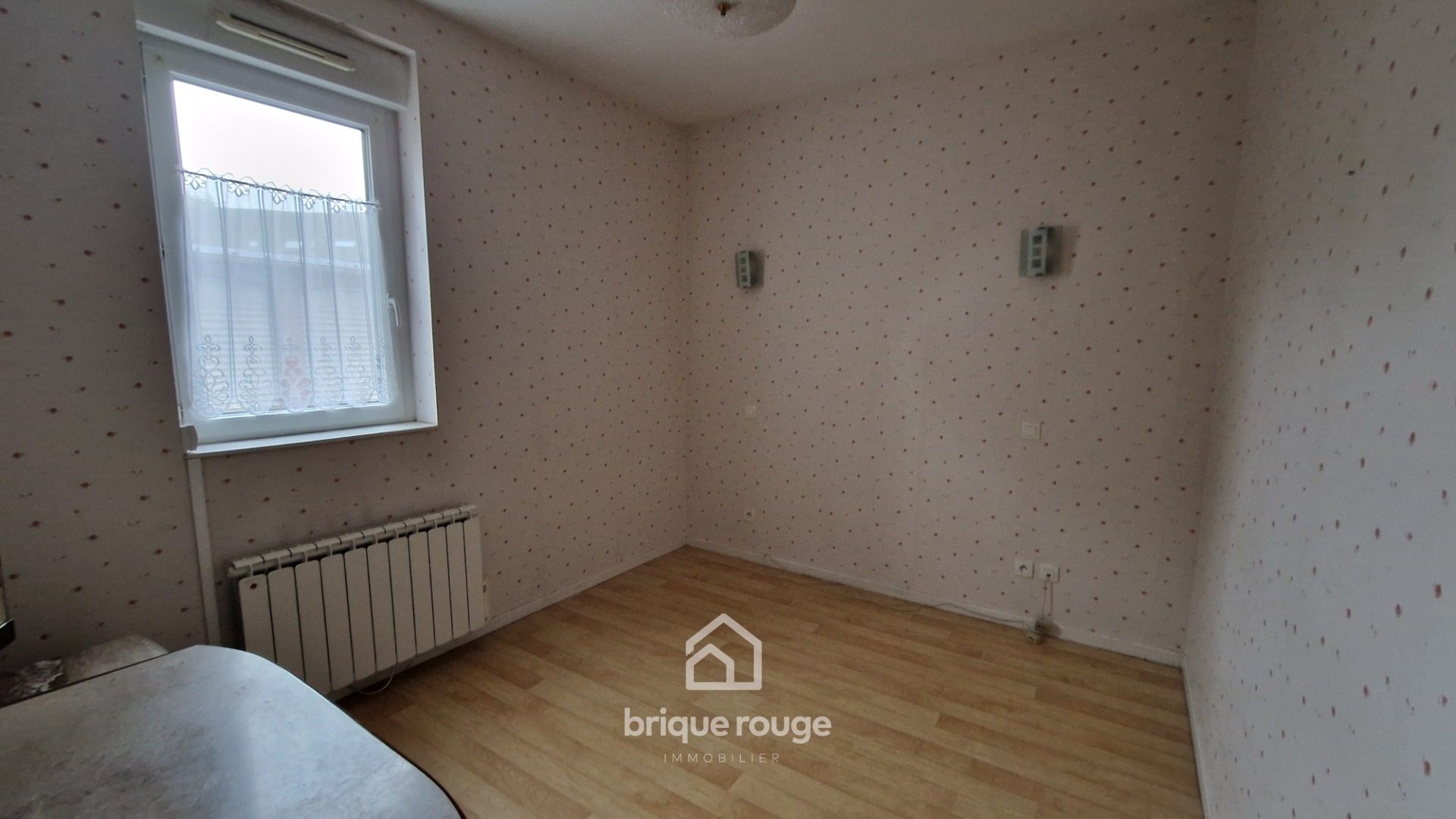 Appartement 2 chambres avec terrasse et 2 places de parking Photo 8 - Brique Rouge Immobilier