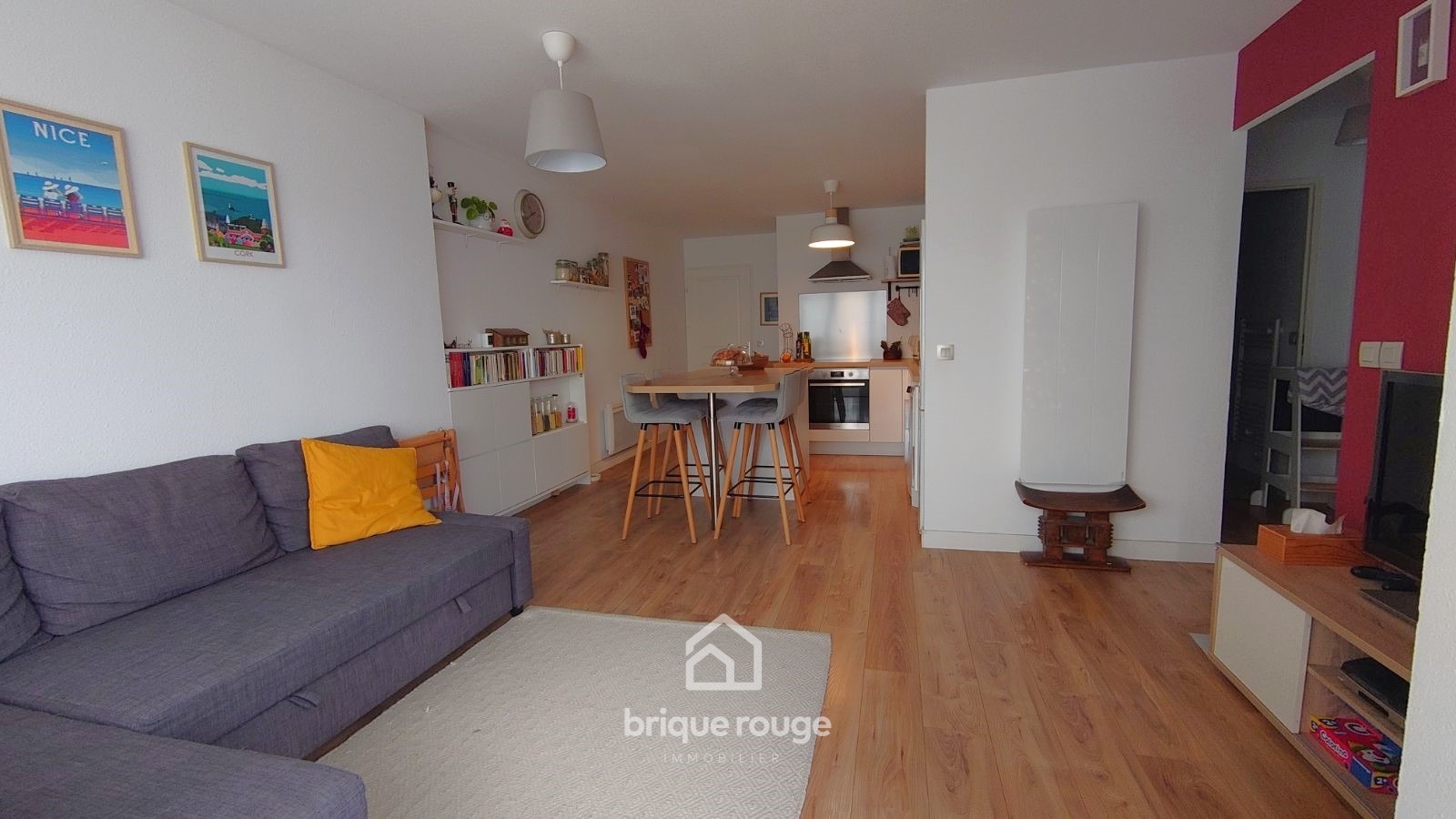 Appartement t3 coup de coeur avec terrasse et parking Photo 2 - Brique Rouge Immobilier